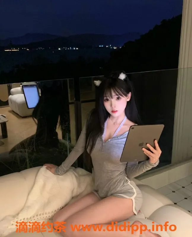 无锡楼凤-滨湖万达心蕊，享受1200元舌吻服务