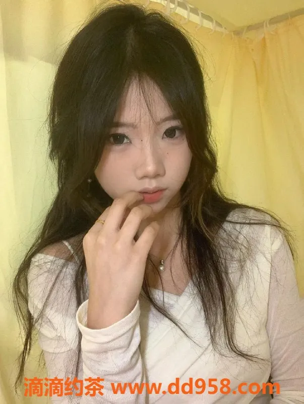 常州楼凤-溧阳新人御姐，163cm/92斤，精彩服务任你选