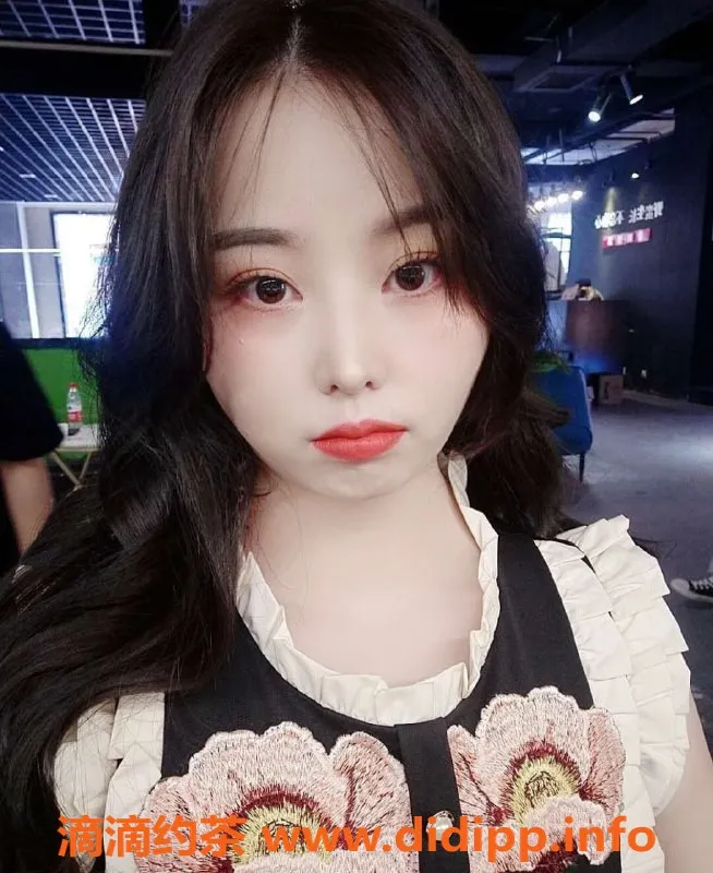 上海楼凤资源信息,徐汇区25岁清纯小姐姐，600元服务