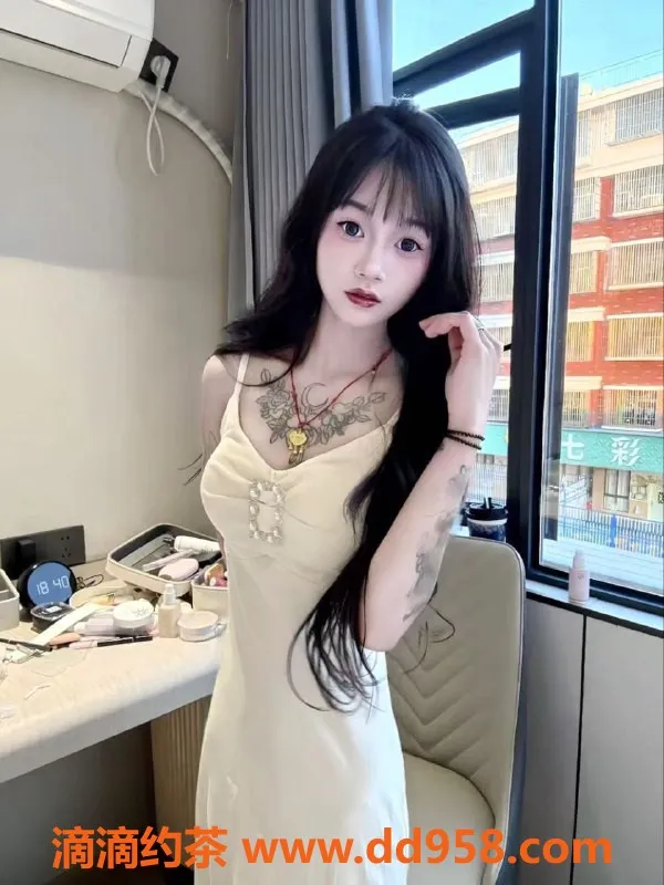 常州楼凤资源信息,武进凡凡，165高95重，07嫩妹等你来约！