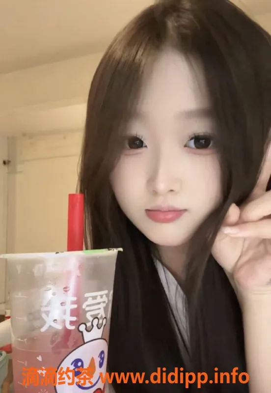 常州楼凤资源信息,武进万博广场18岁学生嫩妹，167cm，98斤，陪浴服务