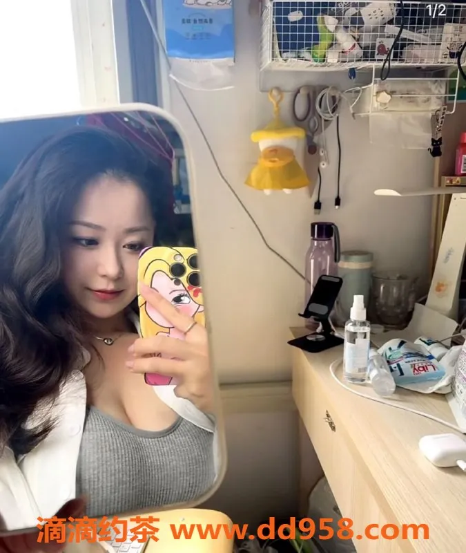 常州楼凤-武进露娜，168身高D罩杯，陪浴服务尽享欲望