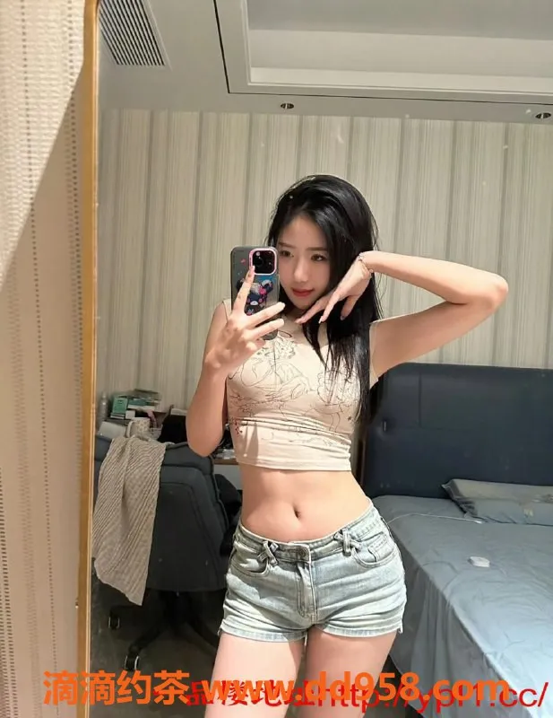 常州楼凤资源信息,常州21岁极品粉嫩学妹，完美服务体验！