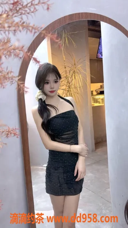 中山楼凤-小榄小苹果，18岁34B魅力在线