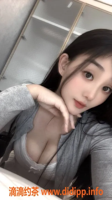 广州楼凤-天河#DD，700/1400的洗吹做服务体验