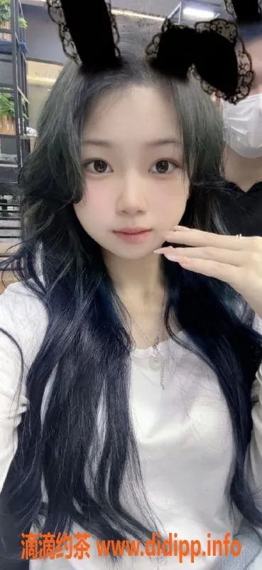 常州楼凤-武进大胸嫩妹，162cm，90斤，800元起