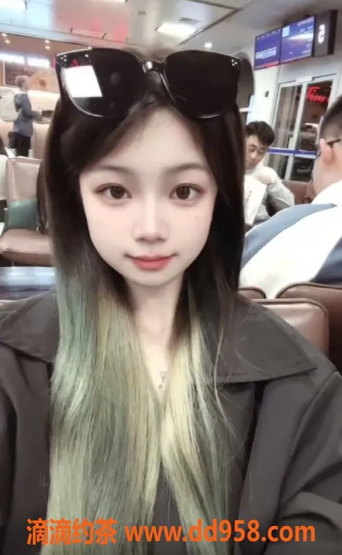 常州楼凤-武进大胸嫩妹，162cm，90斤，800元起