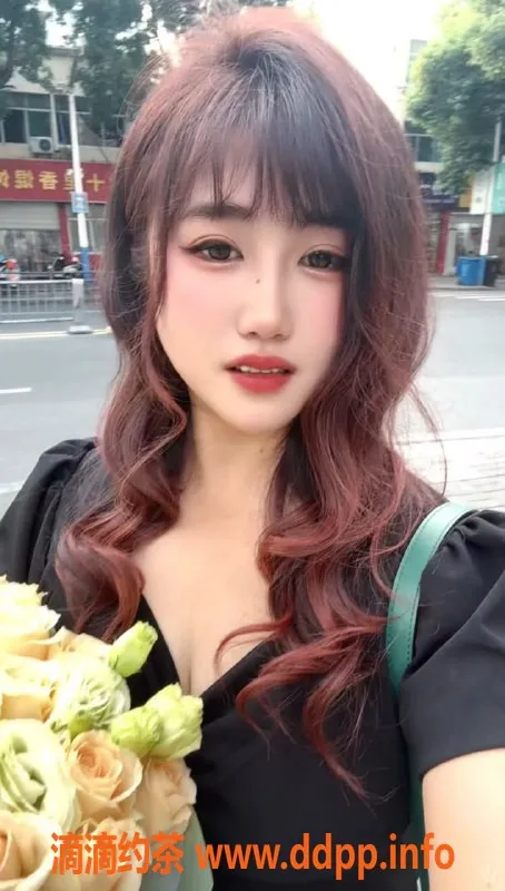 无锡楼凤-锡山区迪迪服务女神：无套SM三通体验