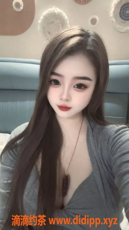 常州楼凤资源信息,武进星湖广场19岁嫩妹珊珊，身高165，胸围38E