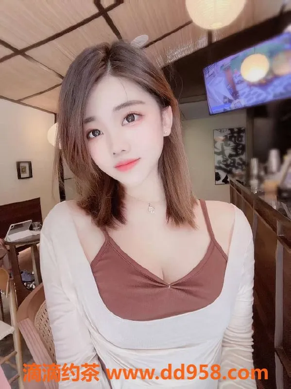 无锡楼凤-苏宁广场杨西西，单套1200，双套2300