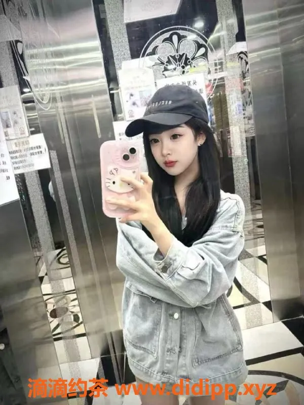 常州楼凤-【武进慕慕】165高92重C罩嫩妹 陪浴服务1000起