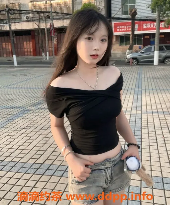 常州楼凤-常州20岁嫩妹，颜值9分，800享多种服务