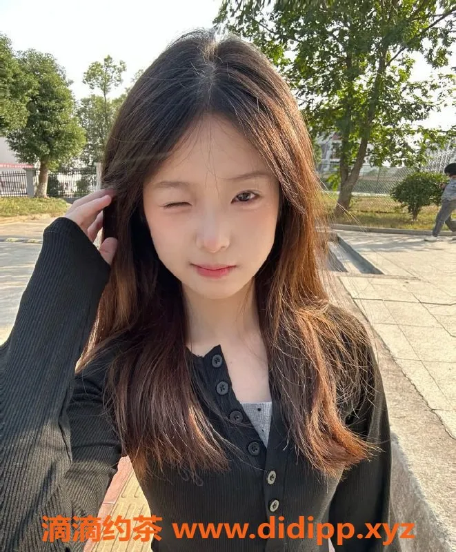 常州楼凤资源信息,武进嫩妹，163cm/95斤，价格800起