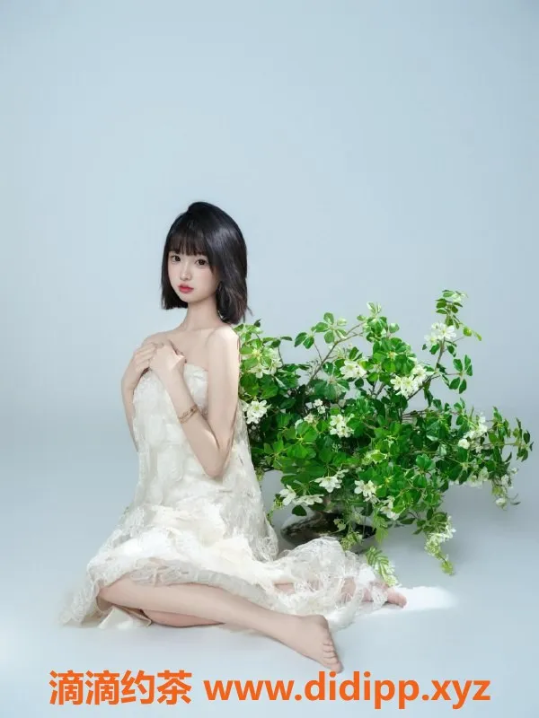 无锡楼凤资源信息,锡山短发女神李简欣，165cm高颜值陪浴服务