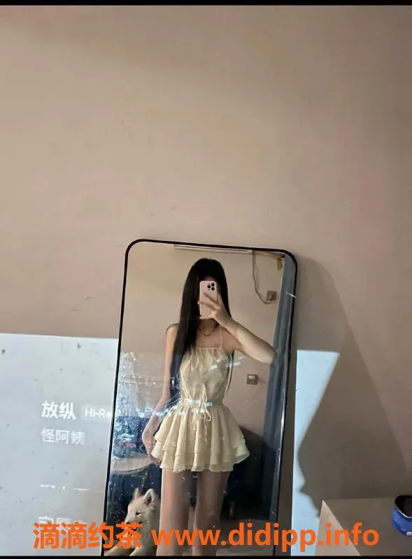 常州楼凤-武进18岁嫩妹研研，165高95重，800起服务多样