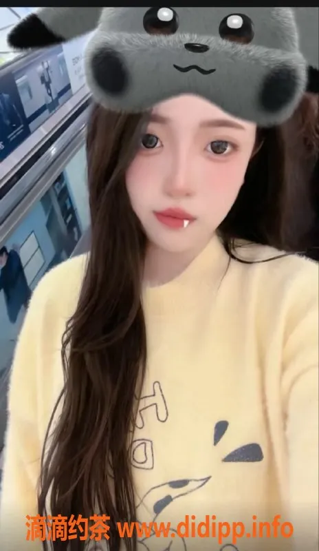 常州楼凤-武进多多 175cm嫩妹 口调情800元起