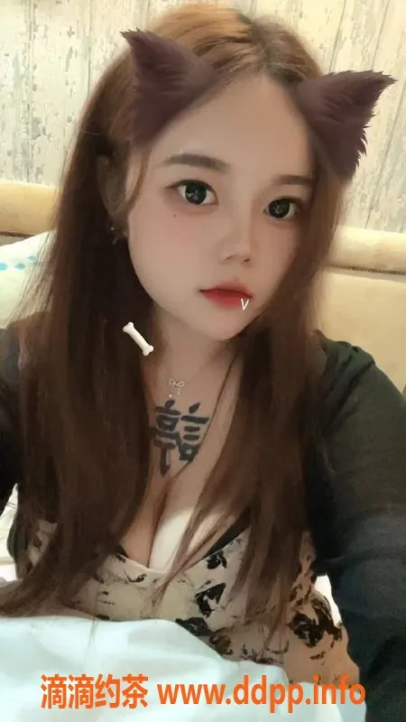 成都楼凤-成都嫩妹麦芽糖，19岁163身材坦克，400起价