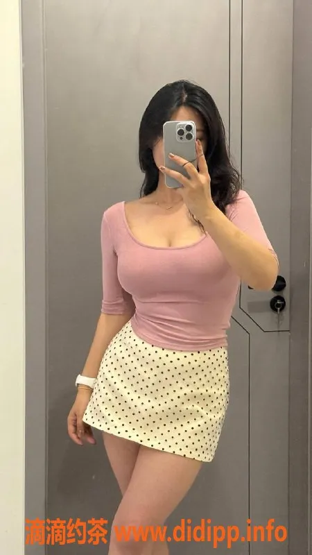 湛江楼凤-细腻芳芳，身材火辣，服务周到