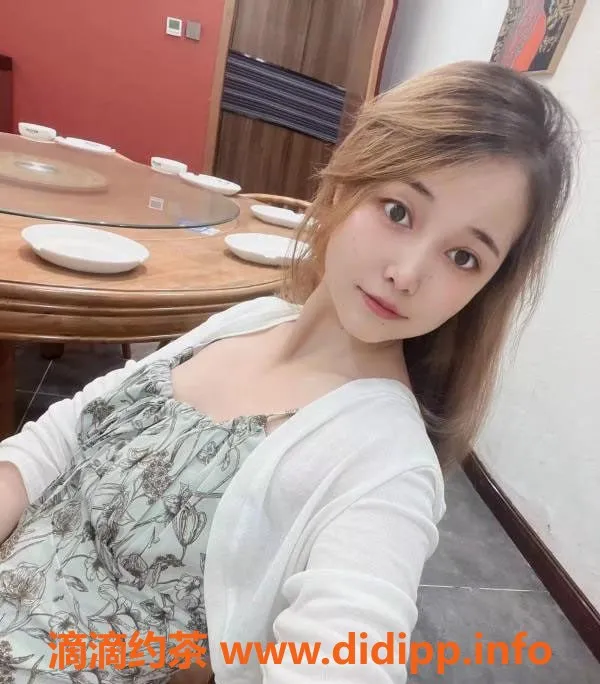 上海楼凤-上海虹口25岁可爱妹子，600元服务体验