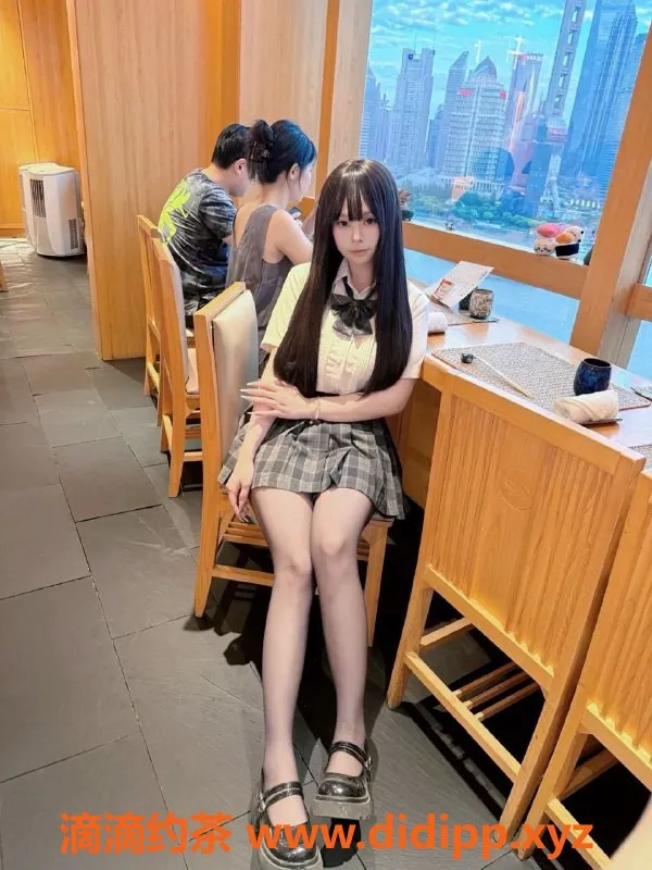 常州楼凤资源信息,武进蛋挞，163cm嫩妹，800/pp诱惑服务