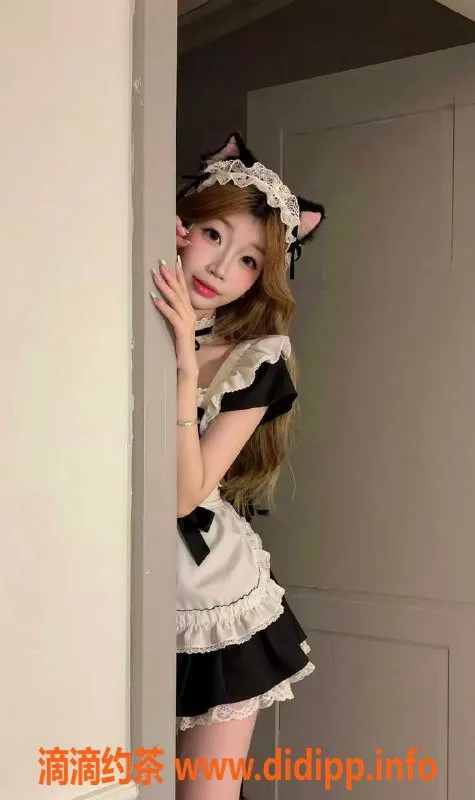 南昌楼凤-青山湖嫩妹小馨，18岁，169cm，48kg，600p起