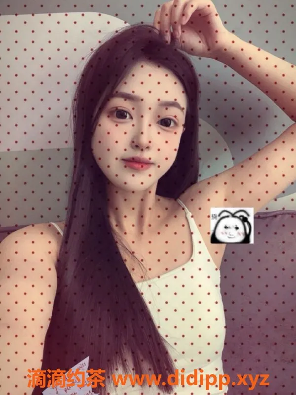 常州楼凤-武进贝贝，19岁嫩妹陪浴服务，800起