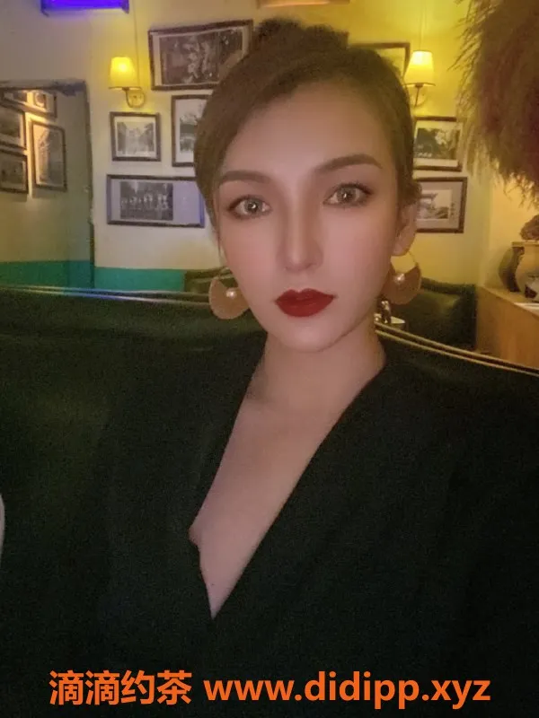 上海楼凤-普陀叶子，163cm D胸，800元体验服务！