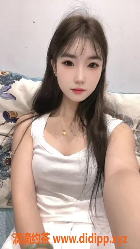 常州楼凤-武进国宾府18岁嫩妹衣衣，身高164，服务多样