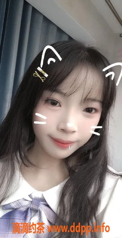 赣州上门服务-章贡区20岁欣怡，158cm D罩杯，700元享诱惑服务