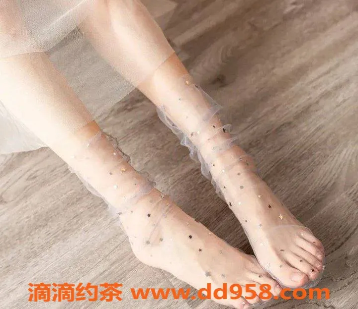 沈阳楼凤资源信息,程宝，颜值9.45，身材9.71，服务超赞