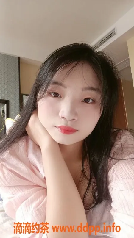 中山楼凤-西区19岁鱼儿，34C胸围等你体验