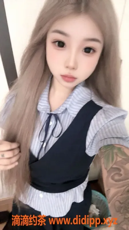 常州楼凤-武进嫩妹幺妹，162cm 100斤，800元服务亲密体验