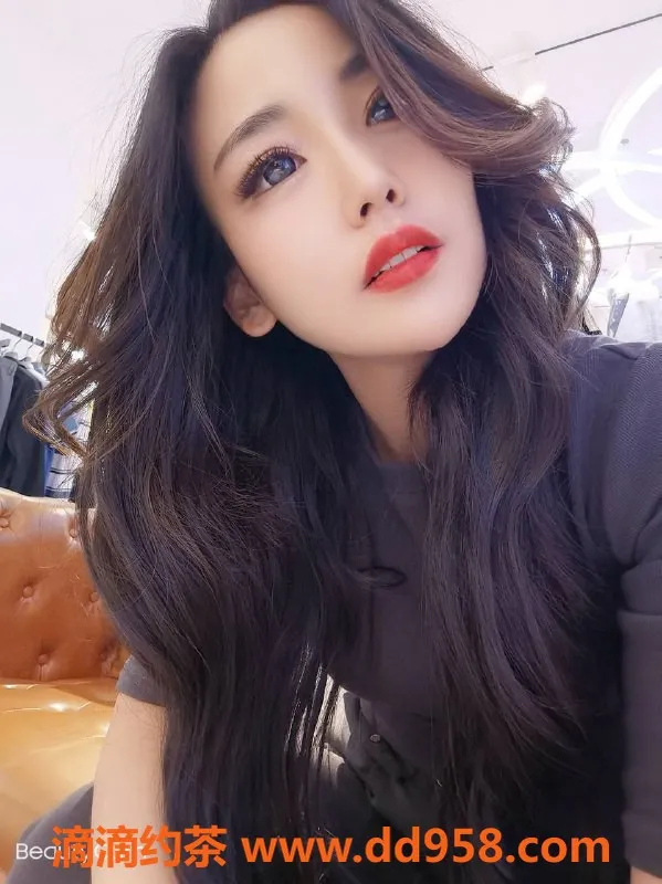 惠州楼凤-河南岸小曼曼，22岁E胸，700元起服务