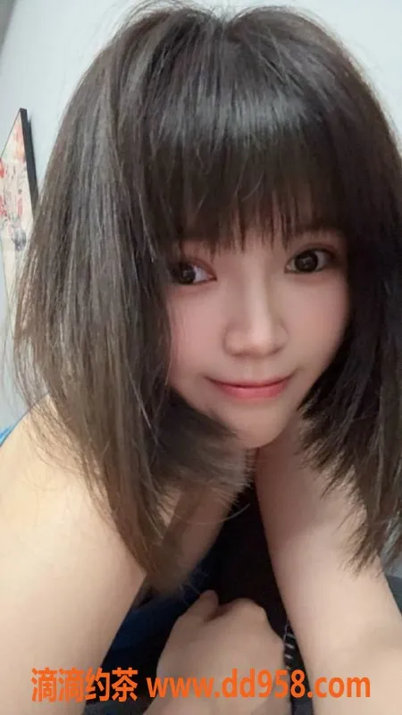 惠州楼凤-陈江琪琪 22岁 A罩杯 600元/小时服务