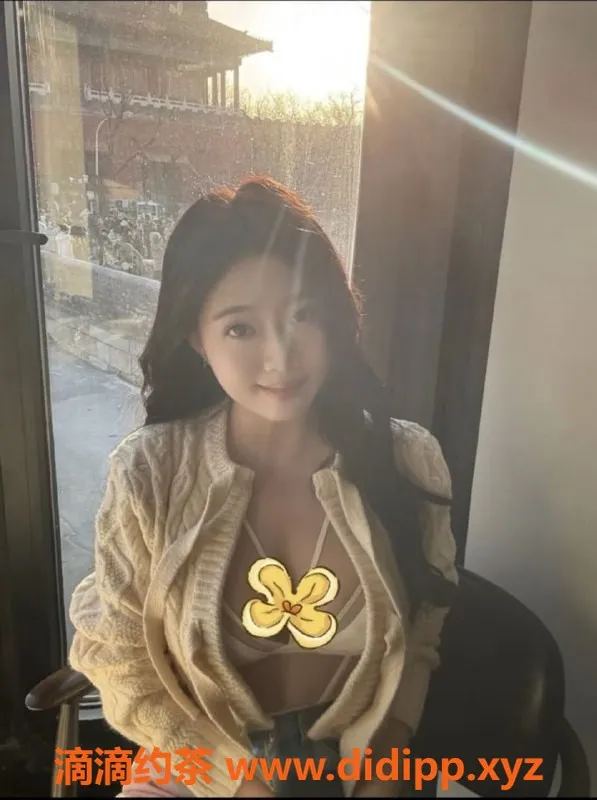 常州楼凤资源信息,新北嫩妹草莓，166高98斤，800/1600性价比高！