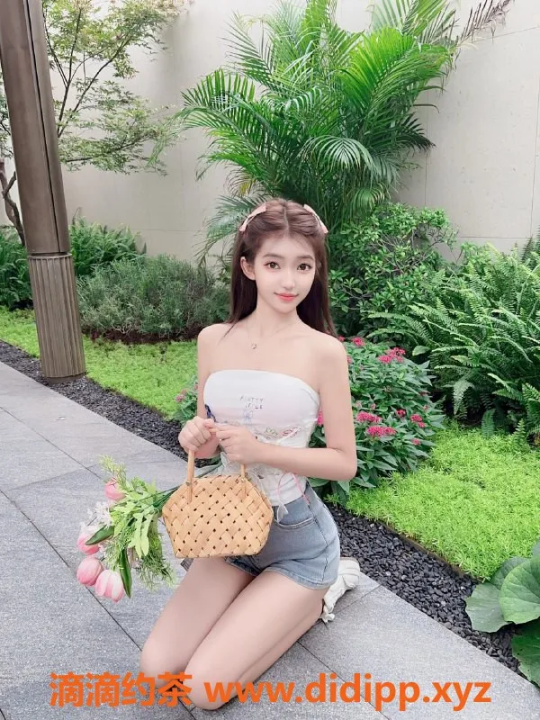 无锡楼凤-梁溪区小桐桐，白虎无套服务，价格1100起