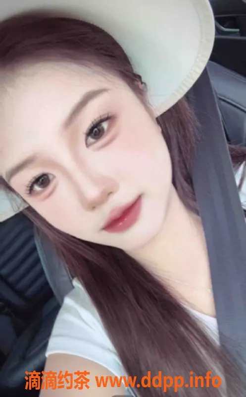 常州楼凤-武进18岁嫩妹欢欢，165身高，陪浴服务