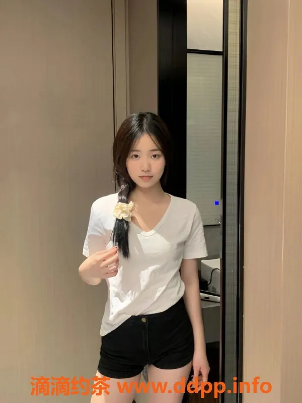 无锡楼凤-苏宁广场白虎嫩妹语嫣，超值体验！