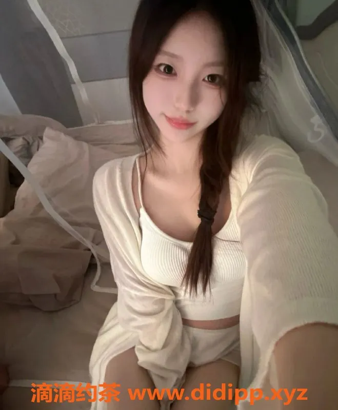 常州楼凤-常州20岁高颜值模特600元私密服务