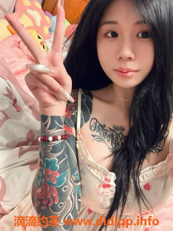 常州楼凤-新北纹身妹，168高85重，陪浴、胸推服务畅享