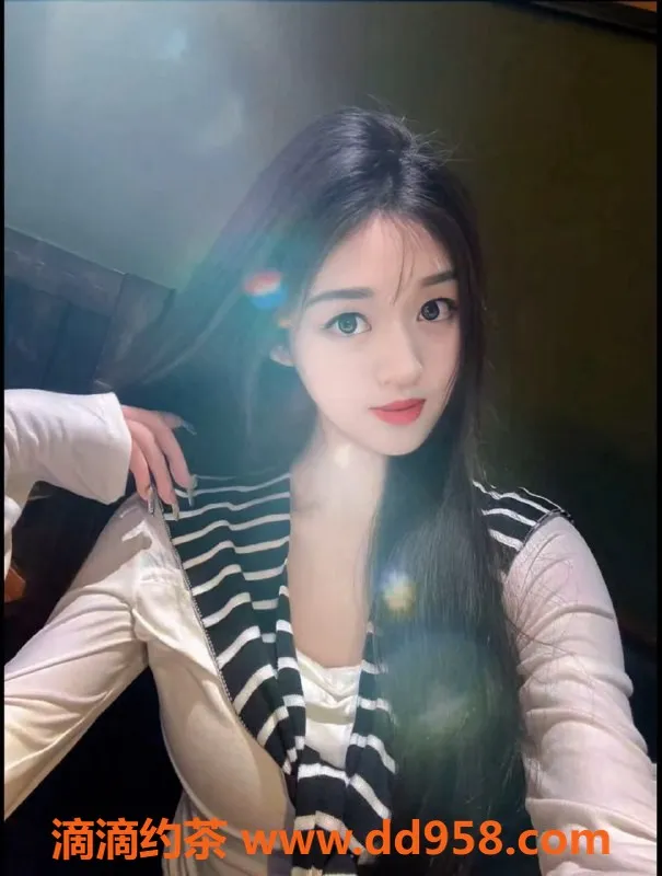 无锡楼凤-滨湖区甜甜，38D大奶，舌吻体验超赞