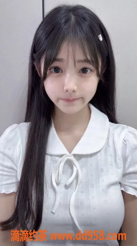 无锡楼凤-滨湖区嫩妹雨荨，舌吻无套服务仅1100