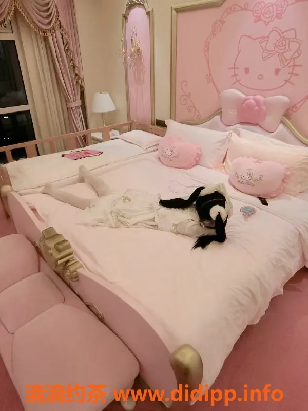 无锡楼凤资源信息,锡山区小萝莉，身高153，40kg，服务多样