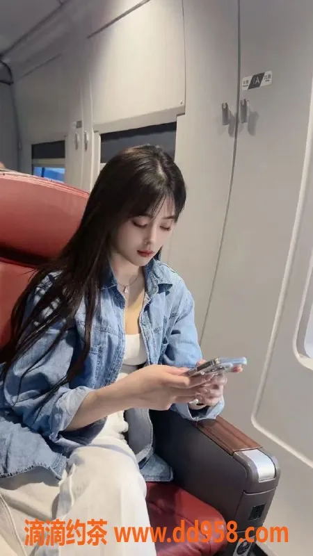 常州楼凤-武进国宾府小飞，165高，95重，600元起