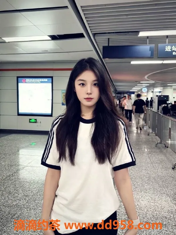 常州楼凤-武进湖塘公寓嫩妹御姐，172CM陪浴服务！