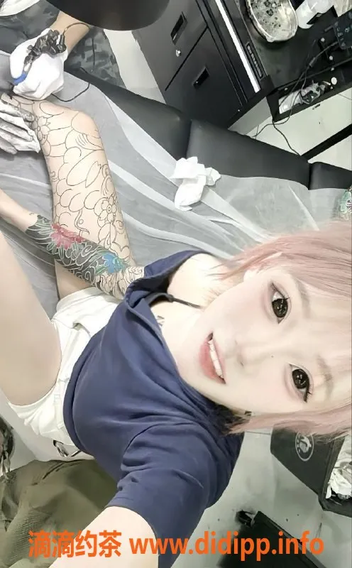 常州楼凤-新北小萝莉，160cm 80斤 18岁嫩妹，陪浴服务