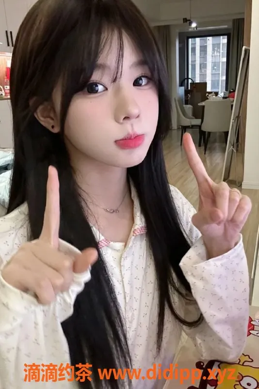 常州楼凤-常州20岁新茶，颜值9分，服务全到位，600元