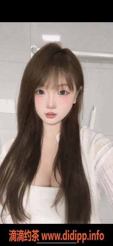 常州楼凤-武进优优，165cm C罩杯07嫩妹，800元起服务