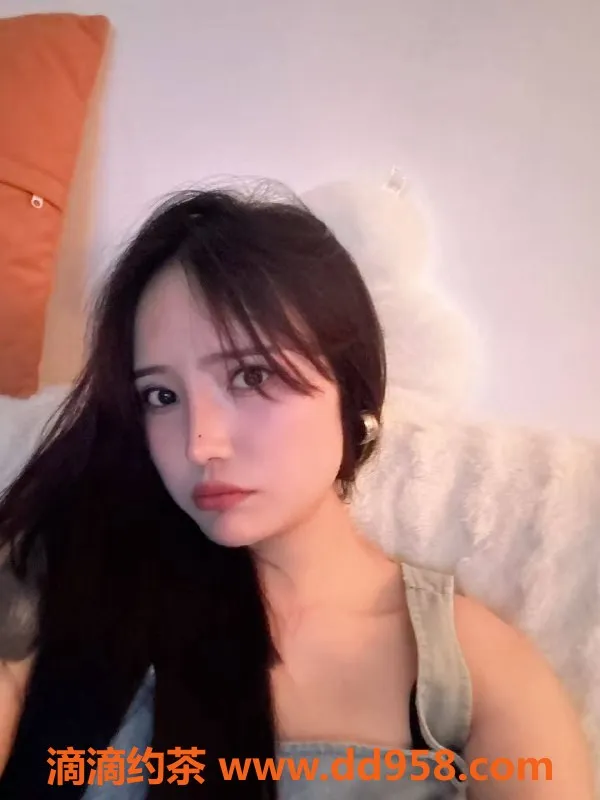 惠州楼凤-淡水小富贵，23岁163cm美女，B罩杯三件套服务