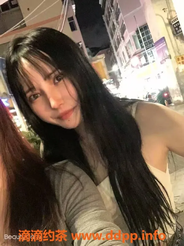 惠州楼凤-淡水小富贵，23岁163cm美女，B罩杯三件套服务